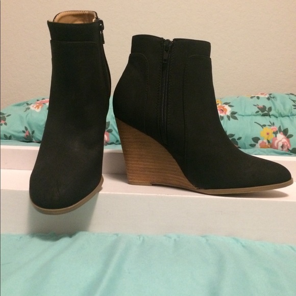 Ccocci Booties 👢 - Picture 2 of 14